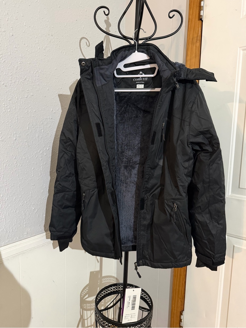 Women’s Black Insulated Winter Jacket